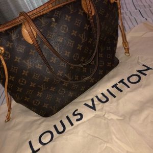 Authentic Louis Vuitton Neverfull MM *w/o pouch*